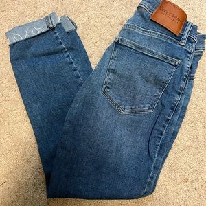 Lucky Brand ankle length skinny jeans